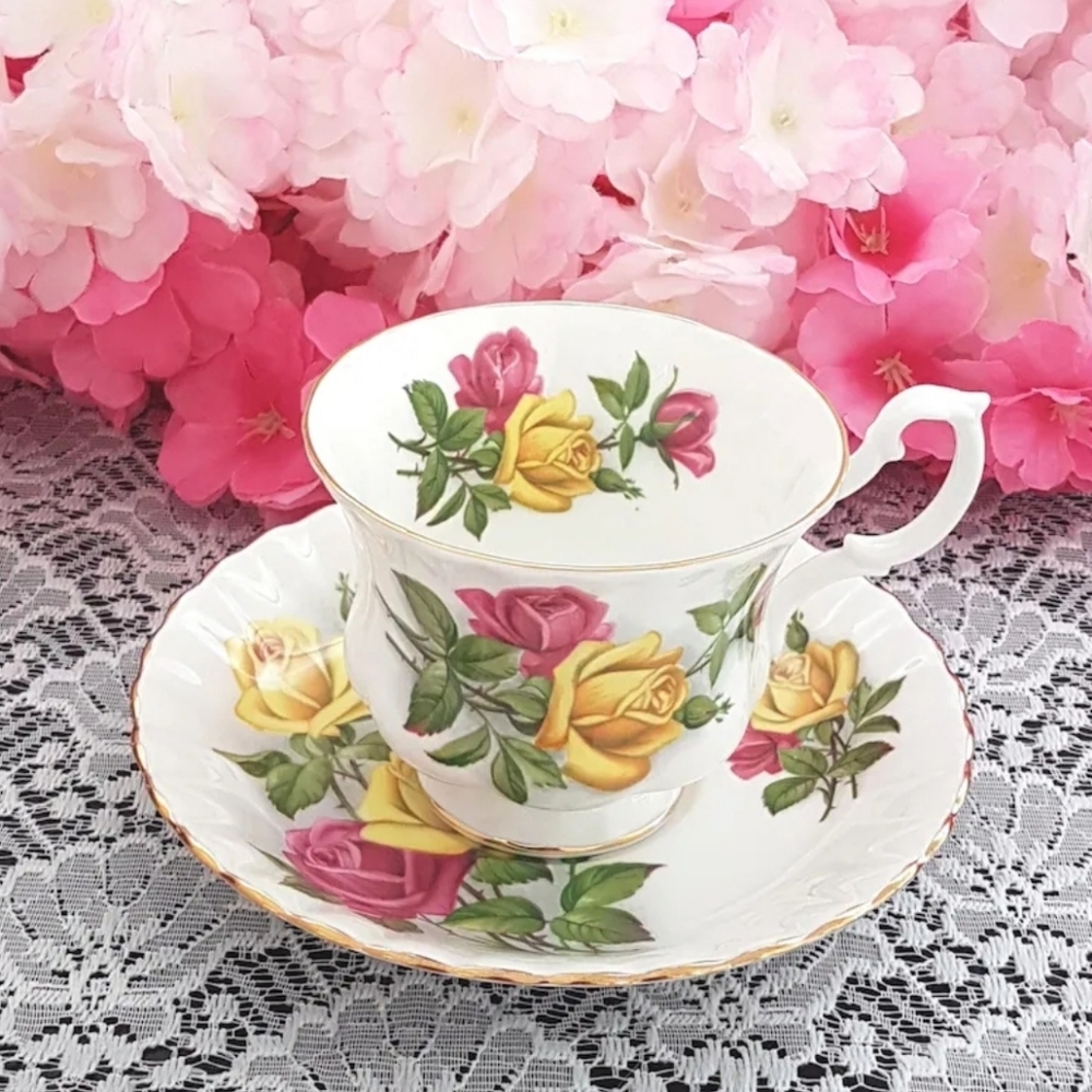 Royal Albert Bone China Tea Cup Set: Pink Rose Floral England
